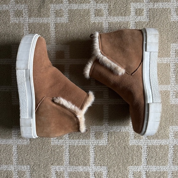 Dolce Vita Zanza Tan Suede Faux Shearling Platform Ankle Booties Cozy Size 9M - Picture 6 of 13